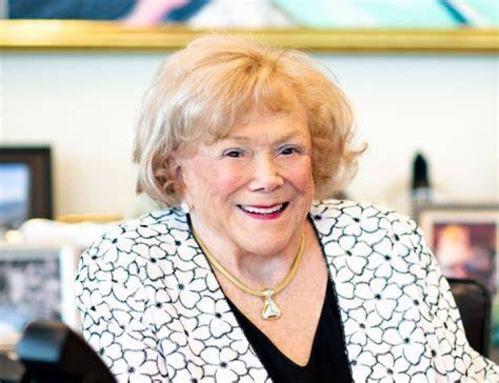 How did Arlene Schnitzer make her money?