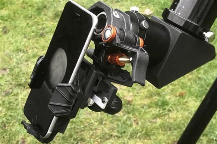 How do I connect my digital microscope to my Android phone?