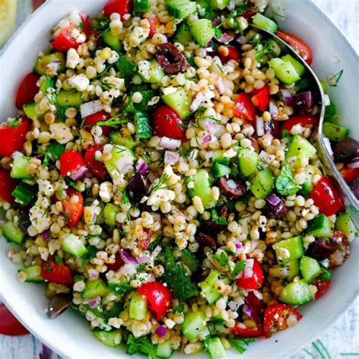 How do they make Israeli couscous?