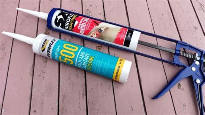 How do you get rid of the smell of silicone sealant?