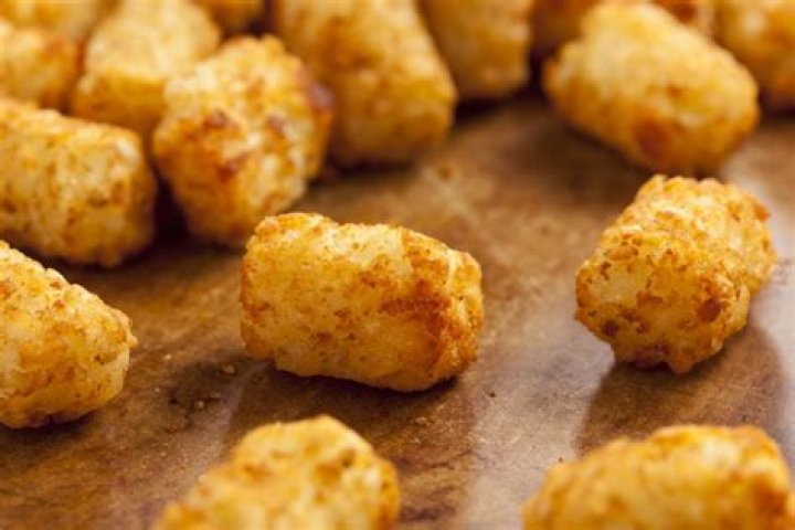 How do you keep tater tots crispy?
