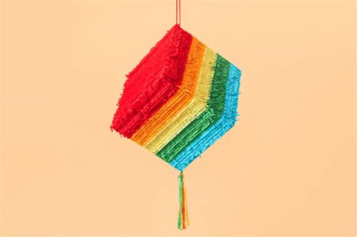 How do you make a fruit pinata?