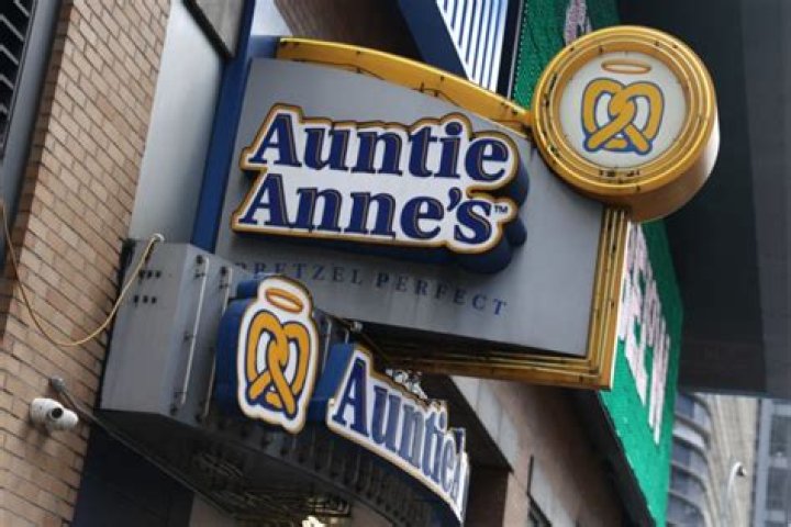 How do you pronounce Auntie Annes?