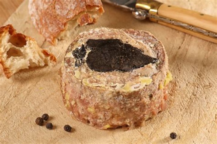 How do you serve foie gras de canard?