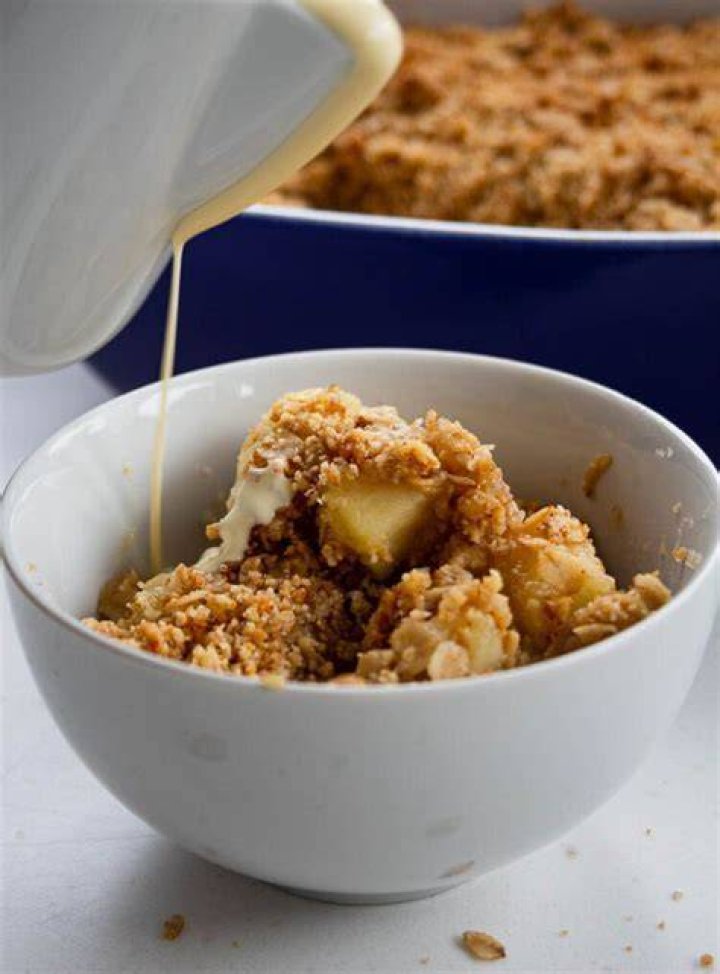 How do you store leftover crumble?