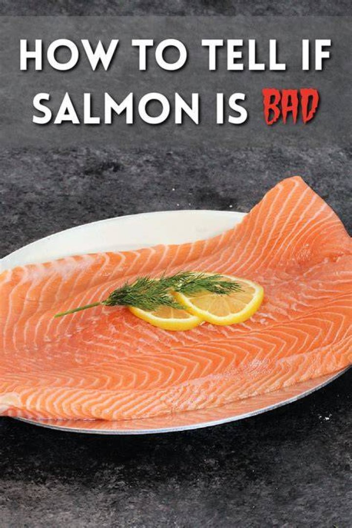 How do you tell if smoked salmon is off?