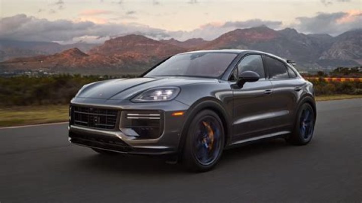 How fast is a Porsche Cayenne Turbo?