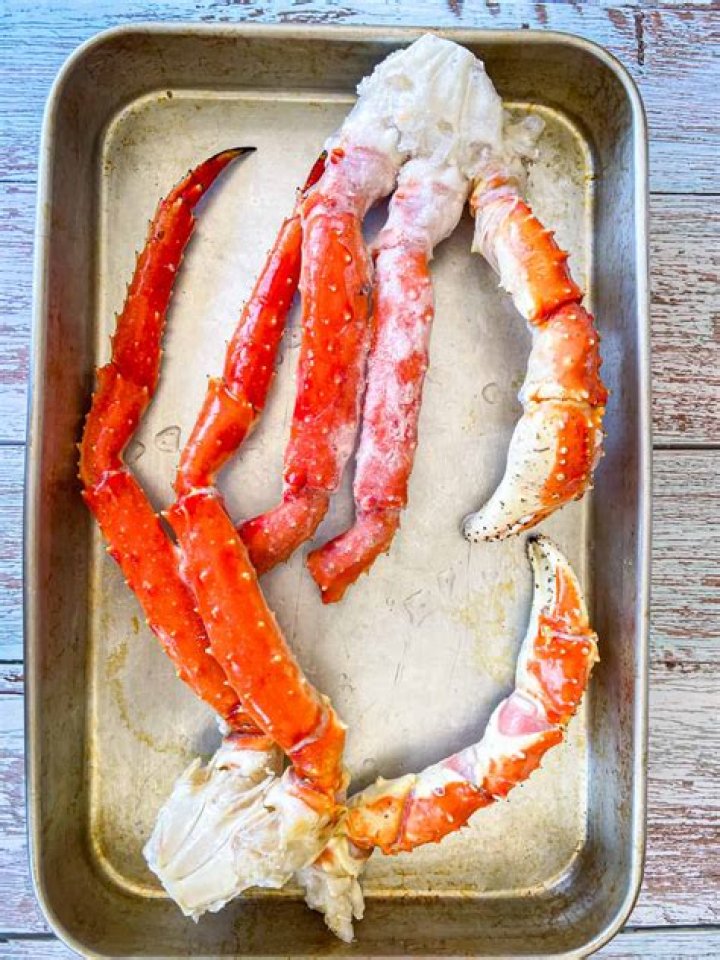 How long do you cook frozen king crab legs?