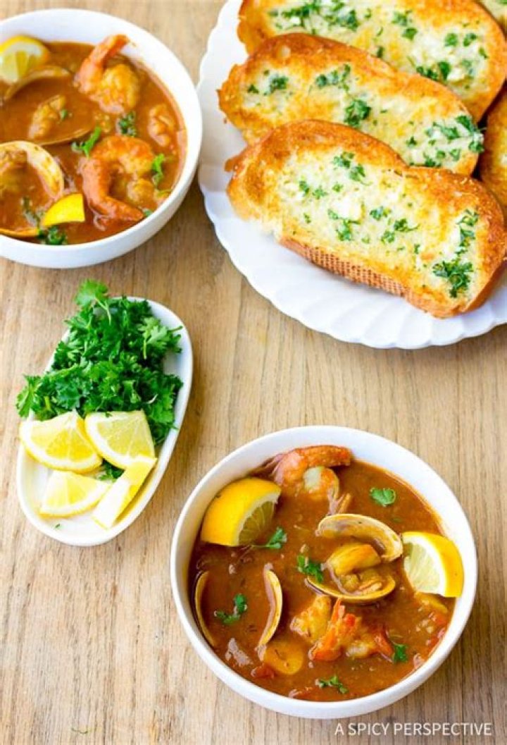 How long does cioppino last in the refrigerator?
