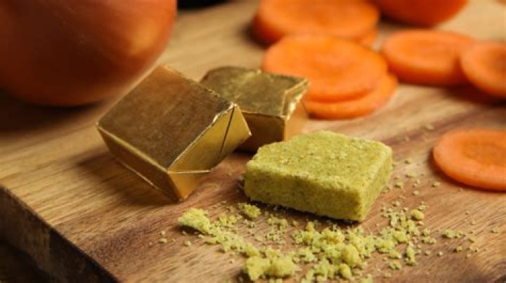 How long does it take for a bouillon cube to dissolve?