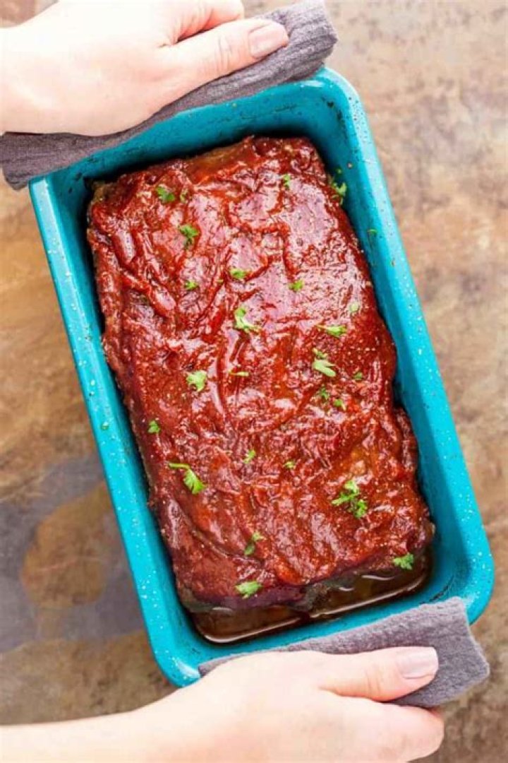 How long does it take to cook a 2lb meatloaf at 375 degrees?