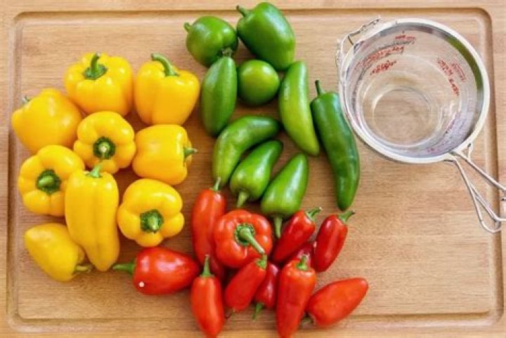 How many bell peppers make 2 cups?