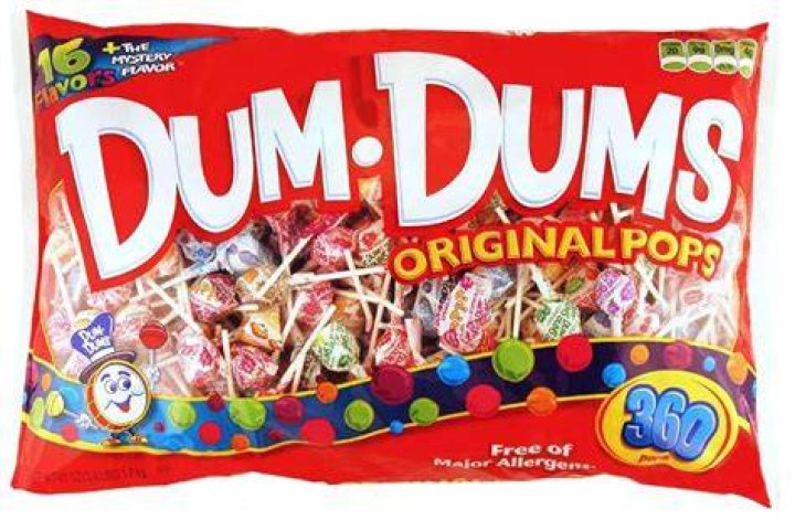 How many calories are in 3 Dum Dums?