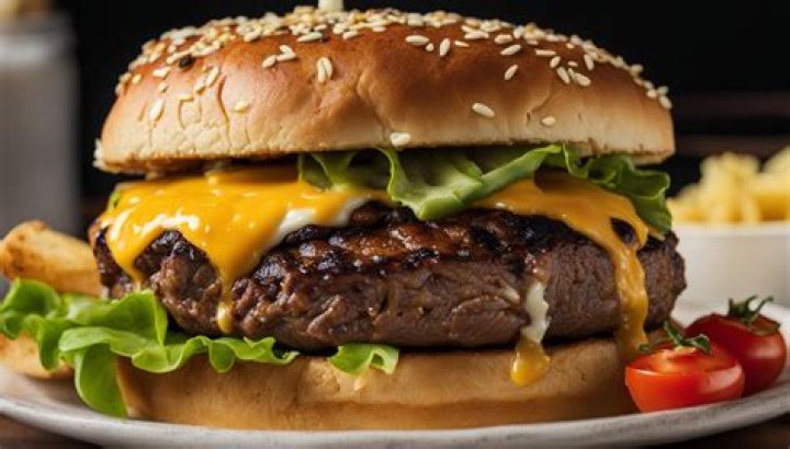 How many calories are in a grilled beef burger?
