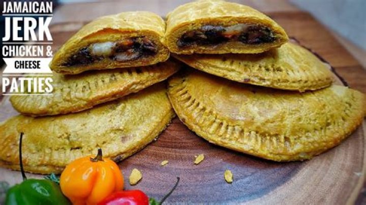 How many calories are in a Jamaican chicken patty?