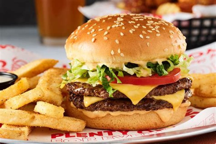 How many calories are in a Red Robin Red Tavern burger?