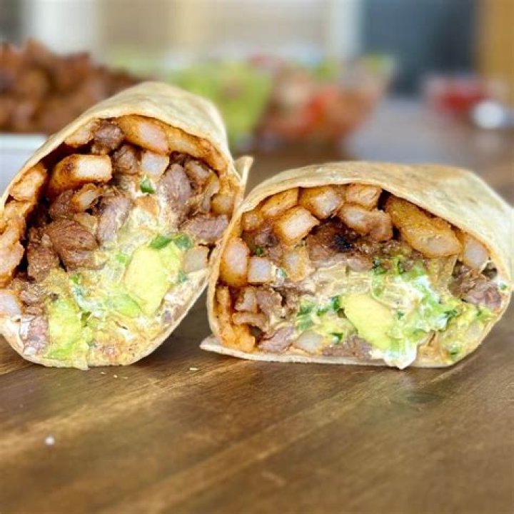 How many calories are in a Roberto’s California Burrito?