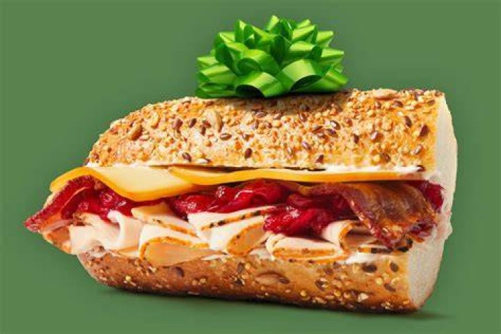 How many calories are in a whole turkey sub from Publix?