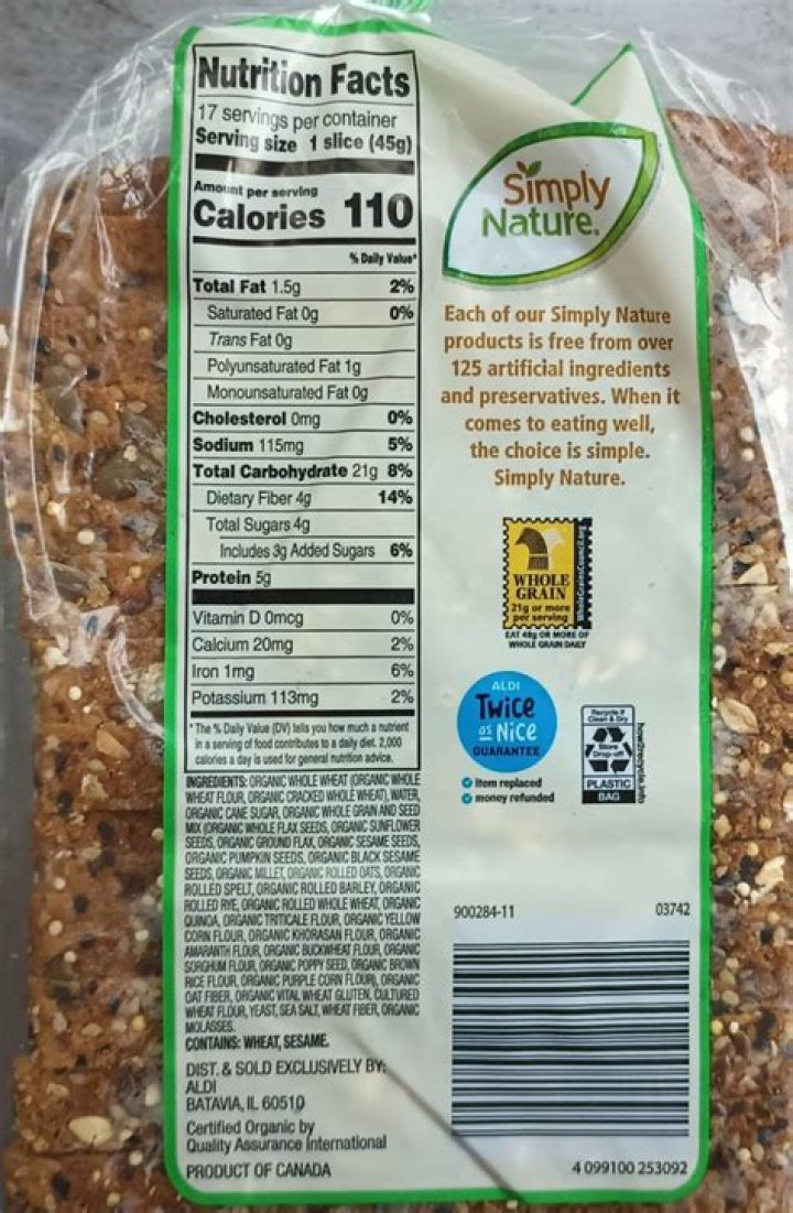 How many calories are in Aldi seeded flatbread?