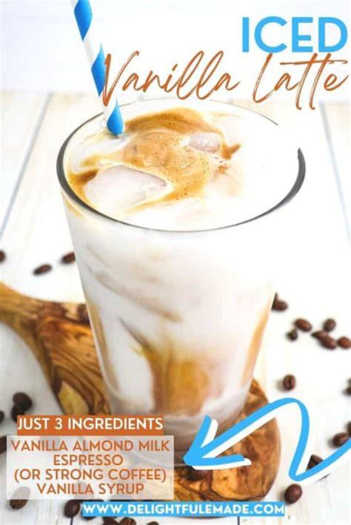 How many calories are in an iced skinny vanilla latte?