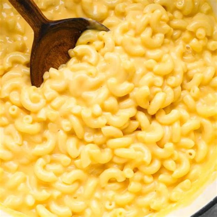 How many calories are in homemade mac and cheese?