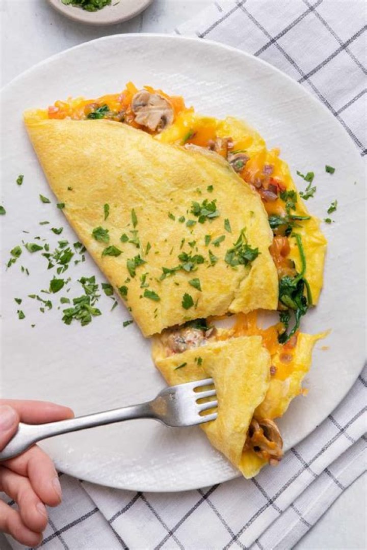 How many calories does a veggie omelet have?