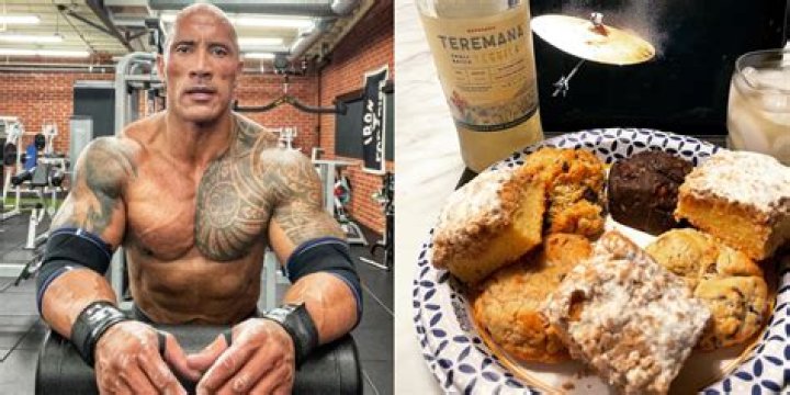 How many calories does Dwayne Johnson eat a day?