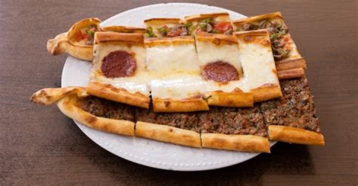 How many calories is 2 slices of deli turkey?