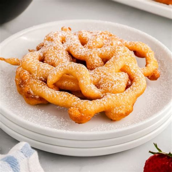 How many calories is in a funnel cake?
