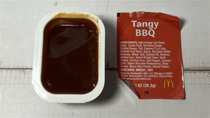 How many calories is Mcdonalds sauce?