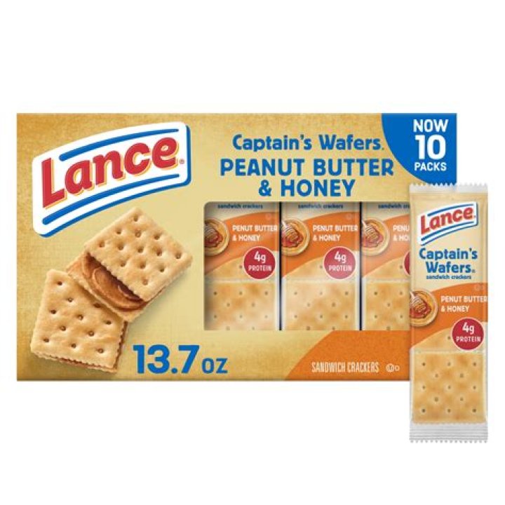 How many carbs are in 2 Lance peanut butter crackers?