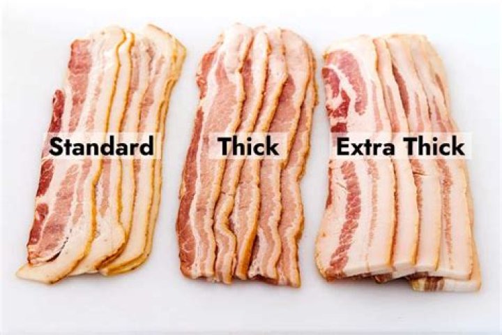 How many carbs are in 3 slices of thick bacon?