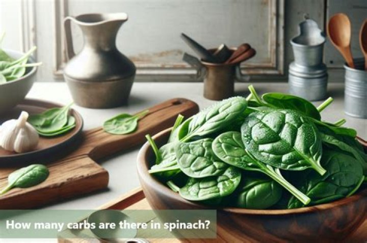 How many carbs are in spinach?