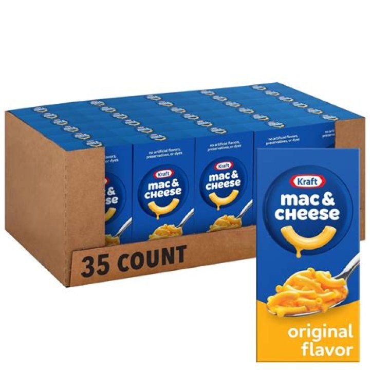 How many cups are in a box of Kraft mac and cheese?