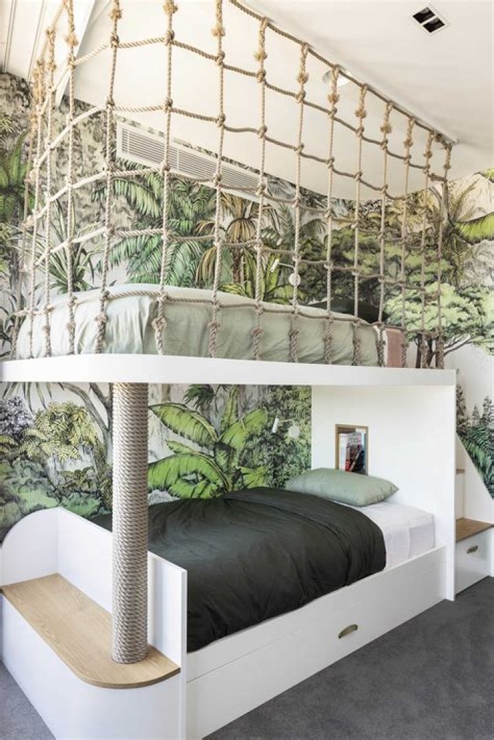 How many deaths occur from bunk beds?