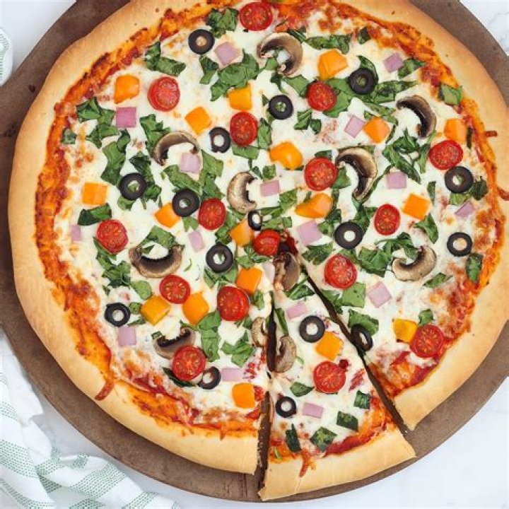 How many large pizzas do I need for 5 adults?