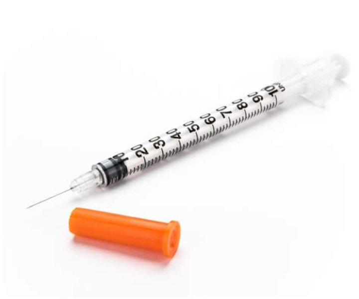 How many mL are in a insulin syringe?
