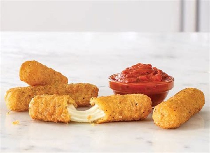 How many mozzarella sticks does Arby’s have?