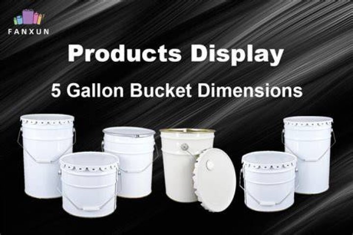 How many pickles are in a 5 gallon bucket?