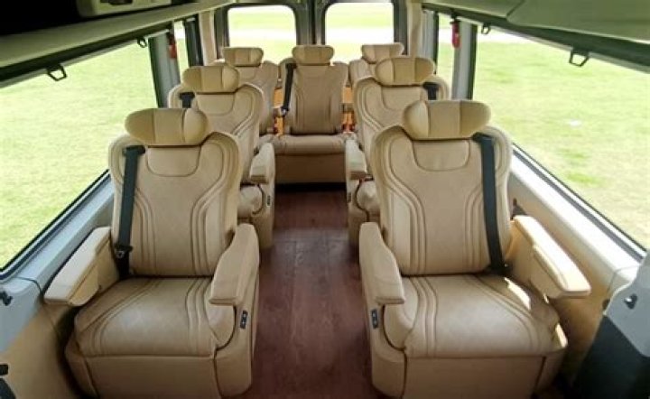 How many seater is force Traveller?