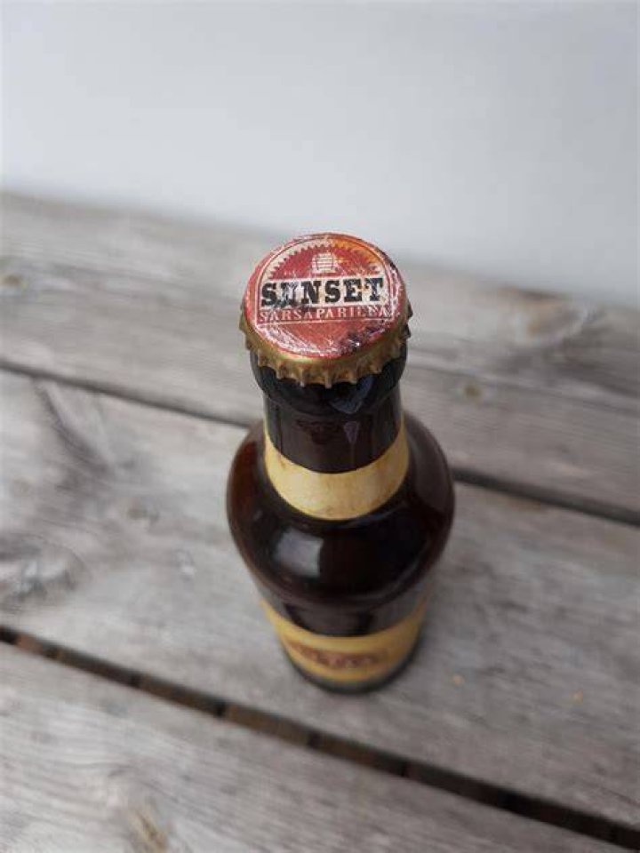 How many Sunset Sarsaparilla star caps do I need for the prize?