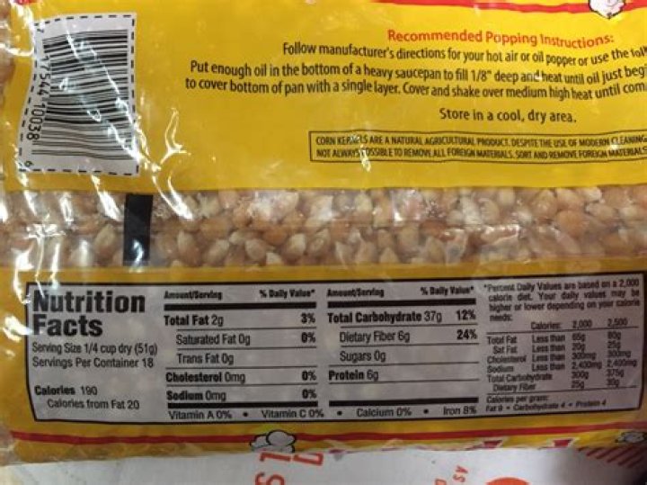 How much calories in 1/4 cup popcorn kernels that are popped?