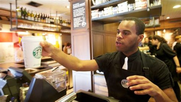How much do baristas make at Starbucks?
