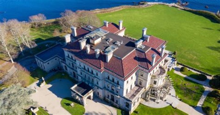 How much do the Newport mansions cost?