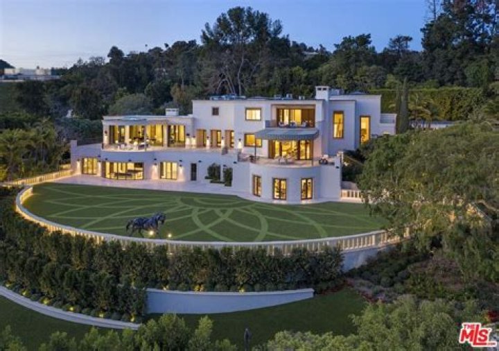 How much does Beverly Hills cost?