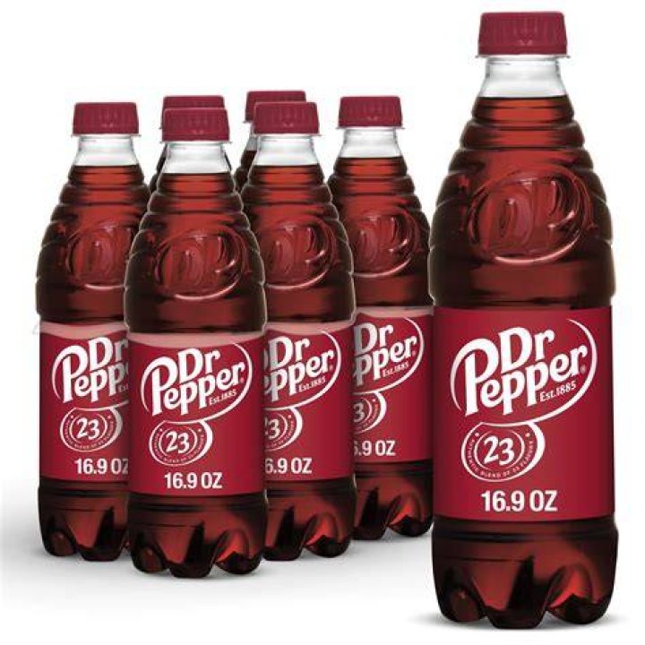 How much does Dr Lee charge?