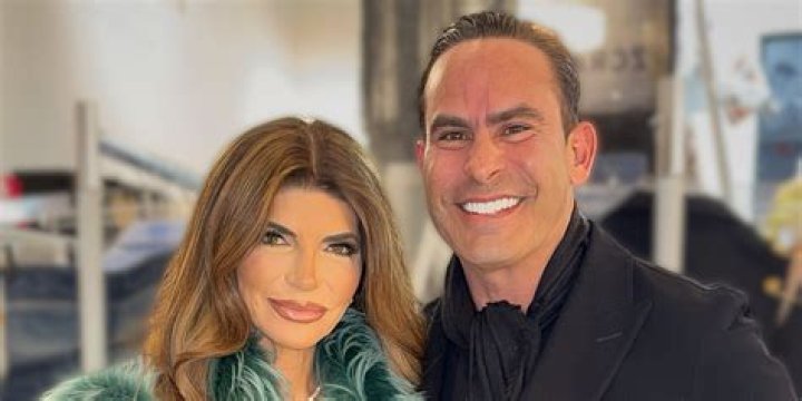 How much does Rhonj make per episode?