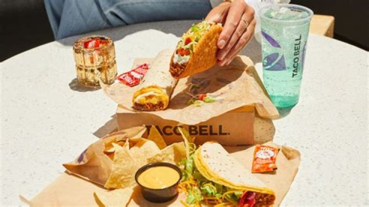 How much is a 10 pack of tacos at Taco Bell?