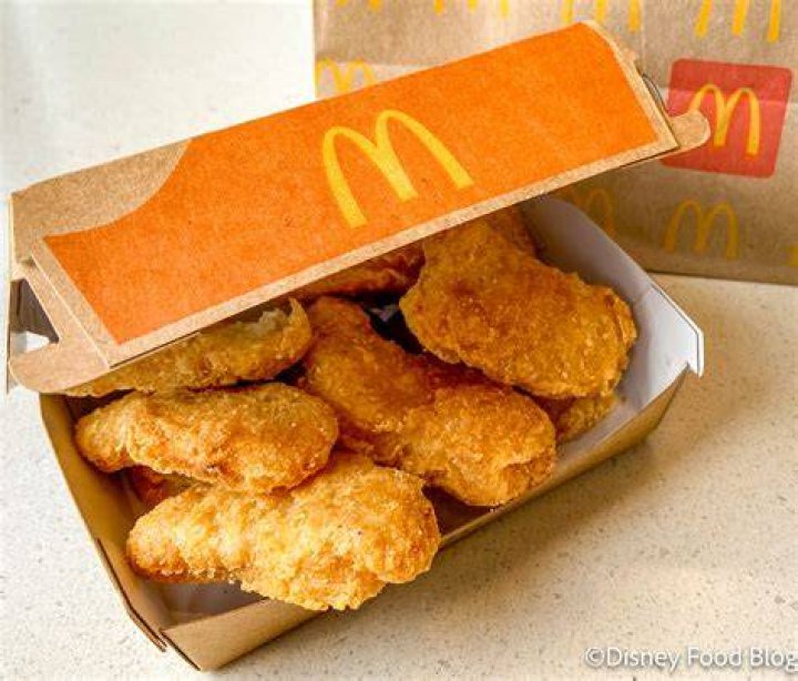 How much is a 10 piece chicken nugget at Wendy’s?
