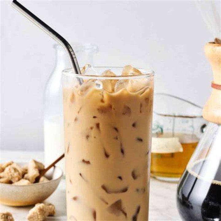 How much is a large iced coffee at Wendy’s?